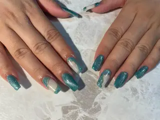 ネイル Roi〈ロワ〉 Minakoのネイルデザイン