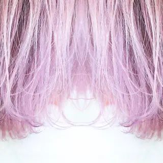 ミディアム カラー 及川シゲル 髪質改善講師のヘアスタイル