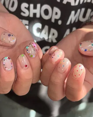 ネイル 🪐富島彩夏 /海外nail🪐のネイルデザイン