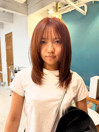 セミロング カラー 透明感カラー/ハイト ーン/メイク/umiのヘアスタイル