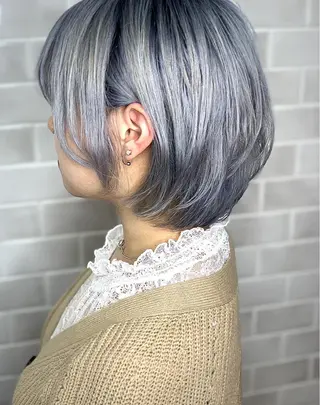 ショート カラー siun.シウン　京都駅前所属・木下 旬起のヘアスタイル