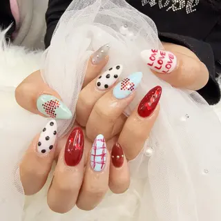 ネイル Diamond  Salon所属・Hain Hainのネイルデザイン