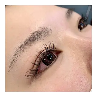 マツエク・マツパ Tierna所属・氏原 愛美のマツエク・マツパデザイン