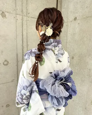 ロング ヘアアレンジ 女性に人気♪ はやしほのかのヘアスタイル