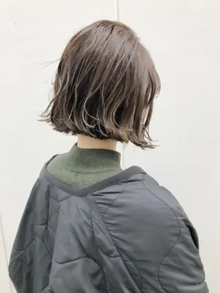 ショート カラー パーマ 森山 陽菜のヘアスタイル
