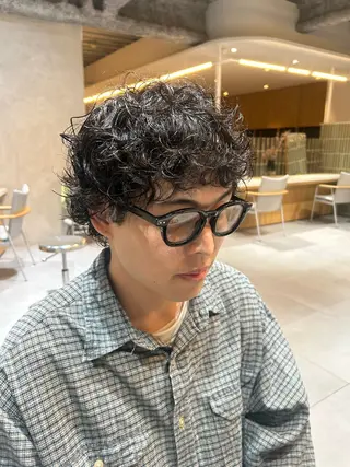 パーマ メンズ three.北浜所属・前竹 那生のヘアスタイル