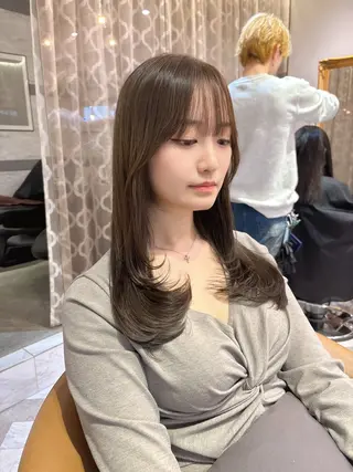 ロング ❤︎韓国レイヤー/透 明感カラー/目黒のヘアスタイル