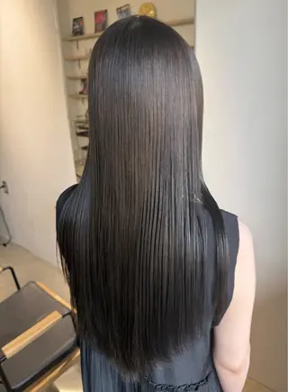 ロング カラー 森岡 涼汰のヘアスタイル