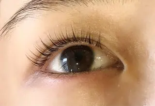 マツエク・マツパ nuna池袋 mokaのマツエク・マツパデザイン