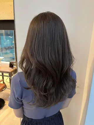 ロング カラー 佐藤 悠衣/透明感 カラー/似合わせ前髪のヘアスタイル