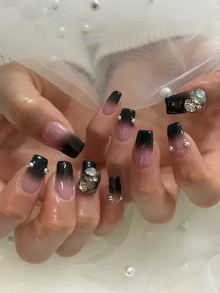 ネイル ✴︎ Delightのネイルデザイン