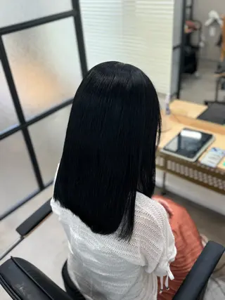 セミロング 【12月限定割引】 小林　智博のヘアスタイル