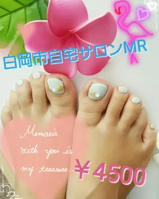 ミディアム ネイル Uchida meのネイルデザイン