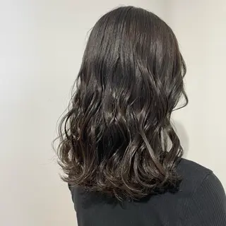 ロング カラー あずま みゆのヘアスタイル