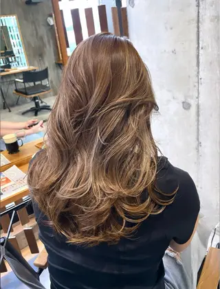 ロング カラー lolonois池田 /レイヤー/郷田遥のヘアスタイル
