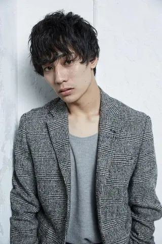 メンズ 山田 周のヘアスタイル