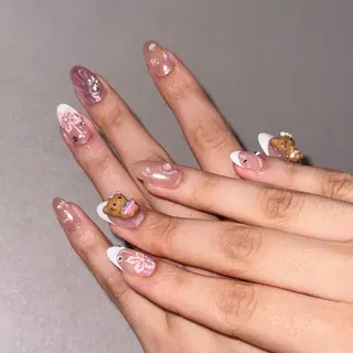 ネイル 🎀NAIL🎀 AI🪄︎︎◝✩のネイルデザイン