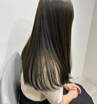 ロング カラー LOVESTOIKE 井上つぐみ/透明感のヘアスタイル