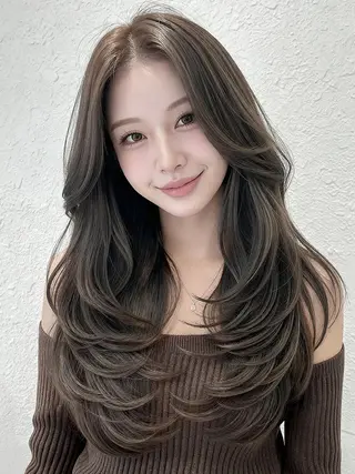 ロング カラー 莉乃/縮毛矯正/髪質 改善/艶カラーのヘアスタイル