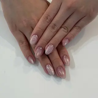 ネイル studio Roze所属・studio Rozé maiのネイルデザイン