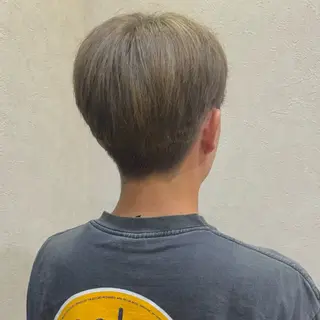 カラー メンズ 前野 真花のヘアスタイル