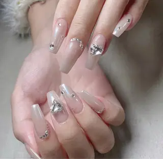 ネイル Lyna 池袋のネイルデザイン