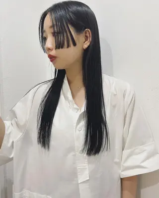 ロング カラー Loom.所属・村上雅人 ナチュラルモードのヘアスタイル