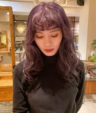 セミロング カラー ファッションに 溶け込むstyleのヘアスタイル