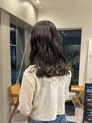 ロング AILERON 陣岸のヘアスタイル