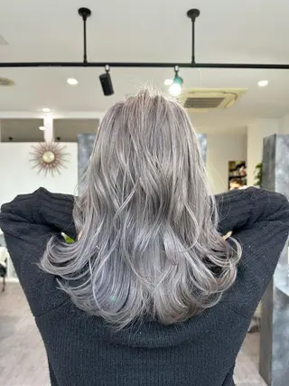 セミロング カラー Merlyosaka 早川未来のヘアスタイル