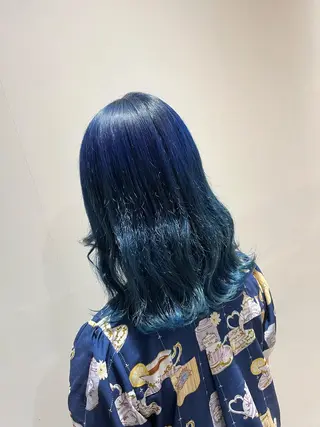 セミロング カラー tomoka 推しカラーのヘアスタイル