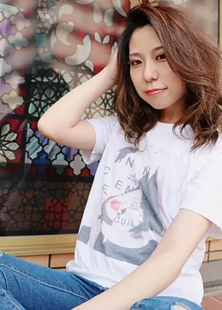 ミディアム カラー LAMP HAIR  ランプヘアー所属・徳永 博志のヘアスタイル