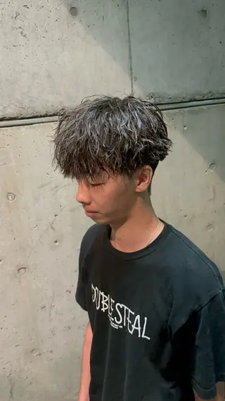 パーマ メンズ 五十嵐 圭音のヘアスタイル