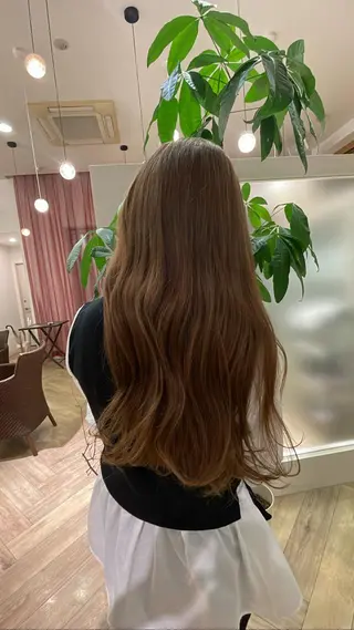 ロング カラー 安田 朱由のヘアスタイル