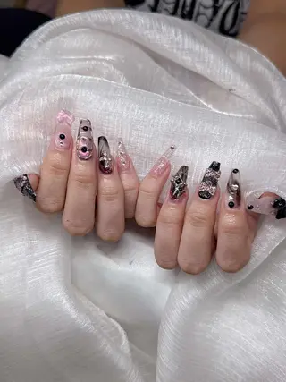 ネイル Lee Nailsのネイルデザイン