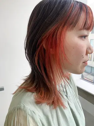 ミディアム nuu所属・💜ショート💜 ウルフ、ボブ二色亜美のヘアスタイル