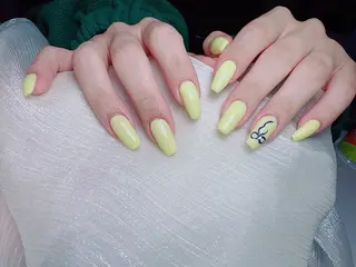 ネイル Yuxi Beauty salon 【ユーシィー ビューティ サロン】所属・ユーシーネイルサロン 池田公園店のネイルデザイン