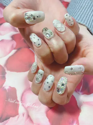 ネイル Lakkus T－CHIのネイルデザイン