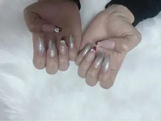 ネイル ネイリスト MRNのネイルデザイン