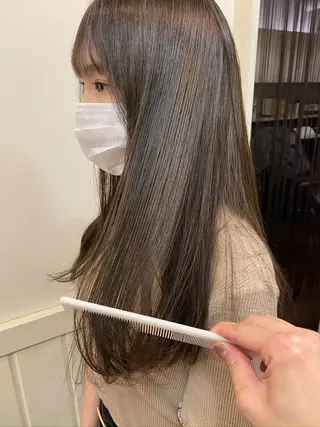 セミロング カラー ヨシダ トオルのヘアスタイル