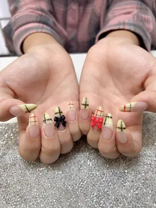 ネイル Guarendo錦糸町店所属・ガレンドウ 白澤 愛子のネイルデザイン