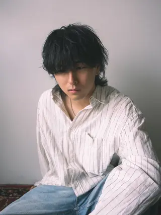 ミディアム メンズ スパイキーショート パーマ　具志堅　太志のヘアスタイル