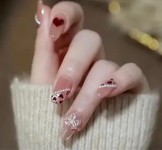 ネイル M🌷nail 長さだし専門店のネイルデザイン