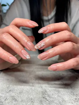 ネイル コンディショニングサロンRoots所属・コンディショニング サロンRootsのネイルデザイン