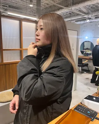 セミロング カラー 【代表】 辻龍樹のヘアスタイル