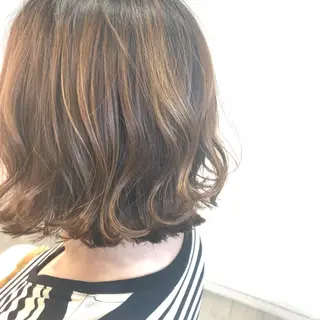 ミディアム 松佐 ゆかりのヘアスタイル