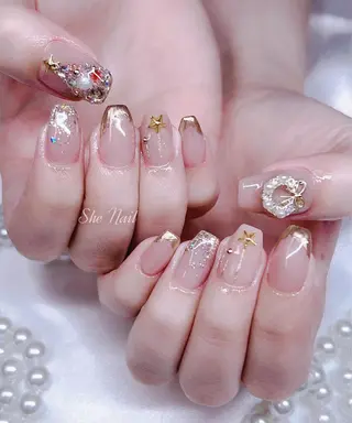ネイル She   Nail所属・ISA_ BELLAのネイルデザイン