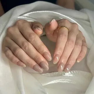 ネイル CeCe Garden所属・CeCeGarden ✨️キラキラワンホンのネイルデザイン