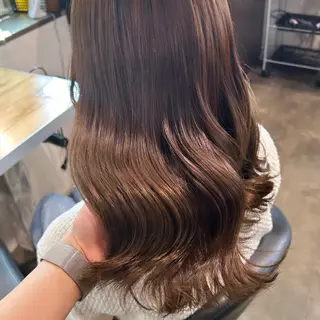 ミディアム IS所属・横浜美容室/透明感 カラー/レイヤーのヘアスタイル