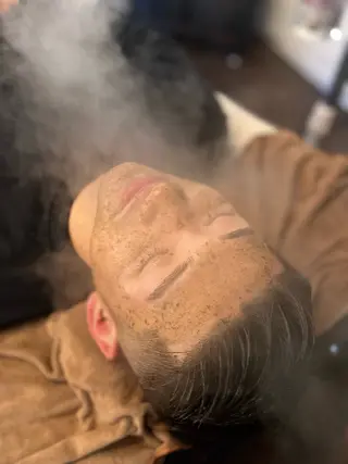 TEDDY BASE 眉＆脱毛サロンのエステ・リラクイメージ